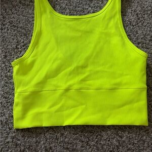 Lululemon power pivot tank size 10